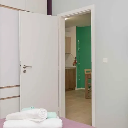 Apartmán Kavatsi G06 *