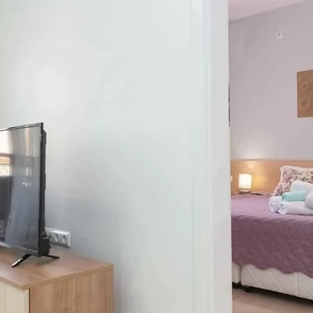 Kavatsi G06 Apartment