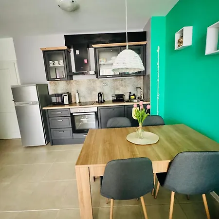 First Line Sozopol, Kavaci Apartmán